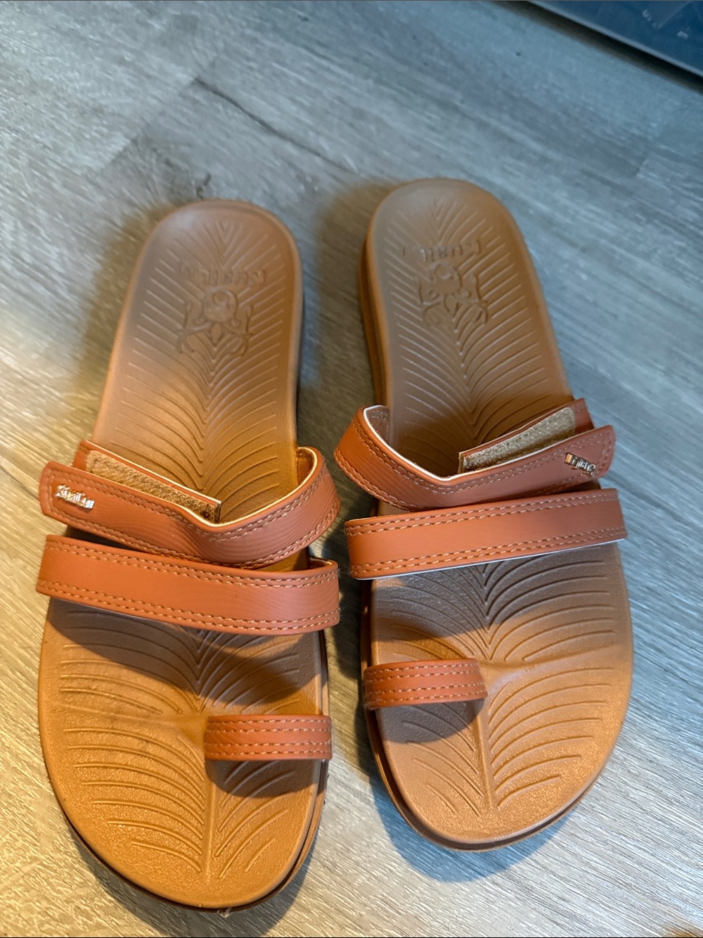 Women’s Casual Brown Slide Sandals with Toe Loop